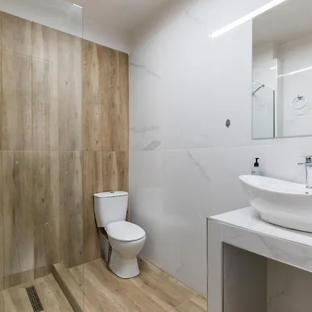 Bauhaus By Halu! Thessaloniki